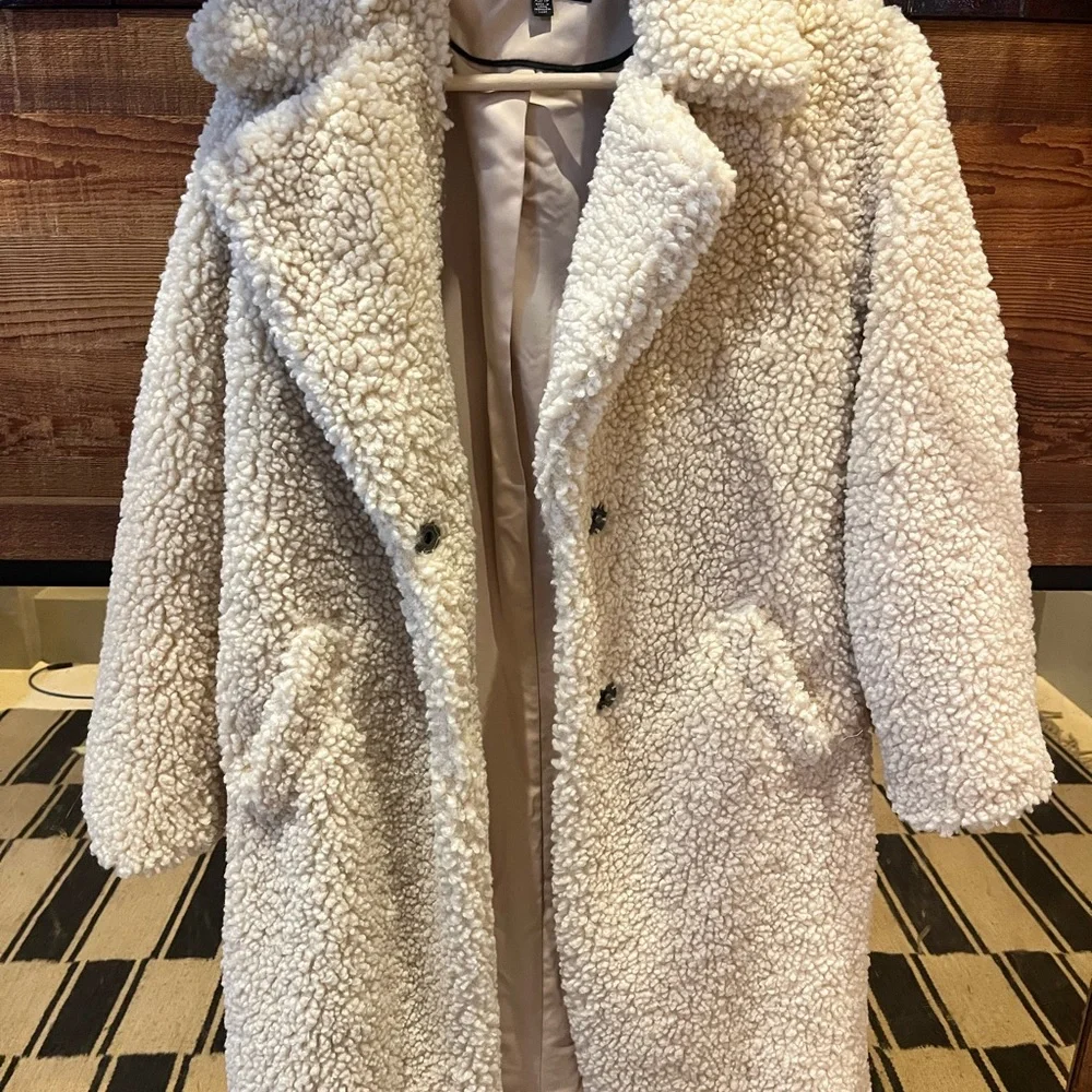 NWT Lucky Brand oatmeal faux shearling snap button coat - Picture 2 of 4